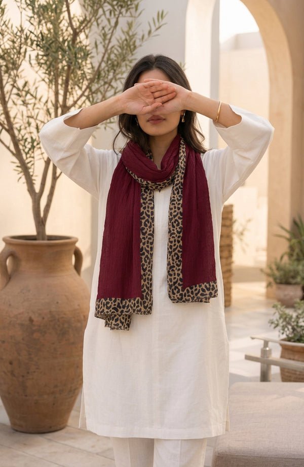 Cheetah-Print Chiffon Stole - AKW-17 - AM26STL - Red - Winter Collection