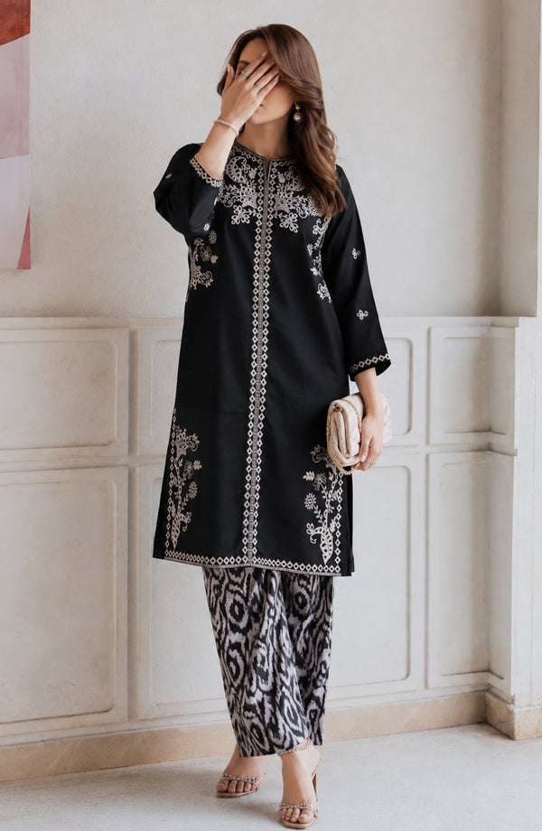Afsana Basics Embroidered Lawn Stitched 2 Piece Co-ord Set - AB-01 - FSNA26 - Black - Summer Collection