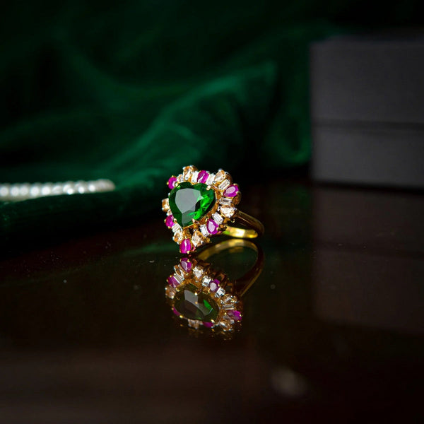 YKL Jewellers Ring Collection HEART SHAPE GREEN EMERALD RING