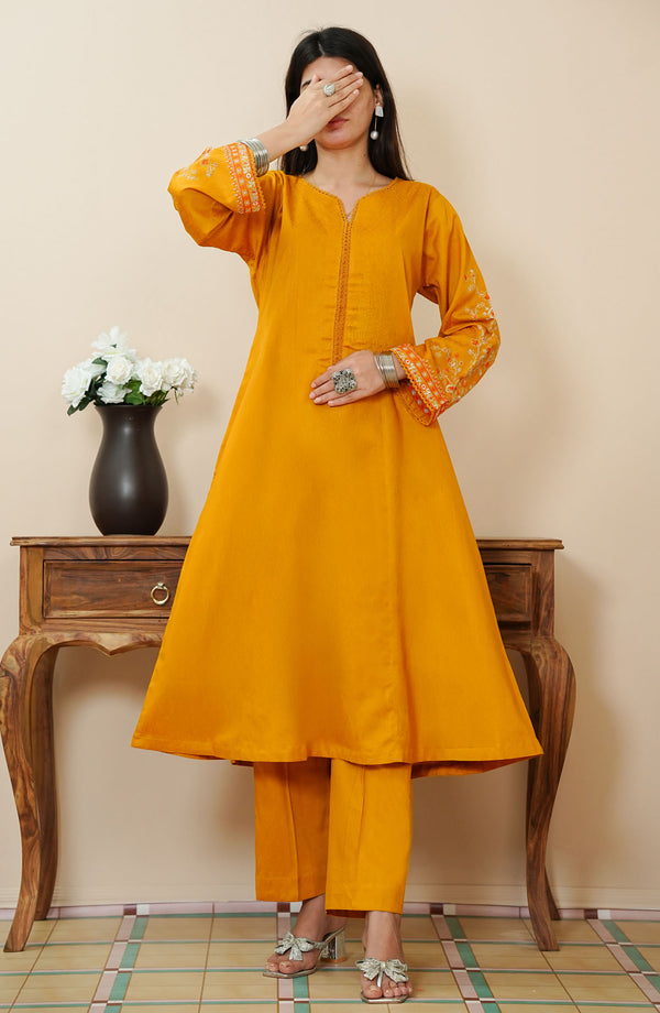 Whisper Casual Pret 2 Piece Jacquard Embroidered Yellow D-03